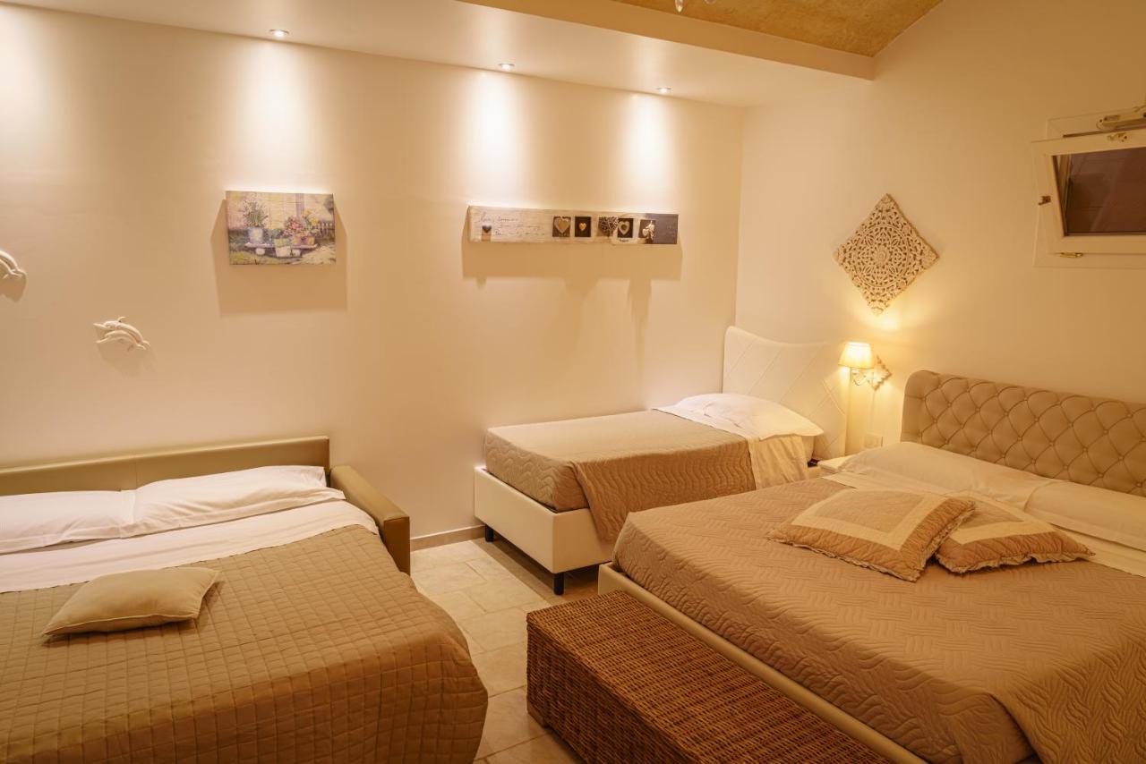 La Terrazza Sulla Rupe Relais Hotell Ostuni Exteriör bild