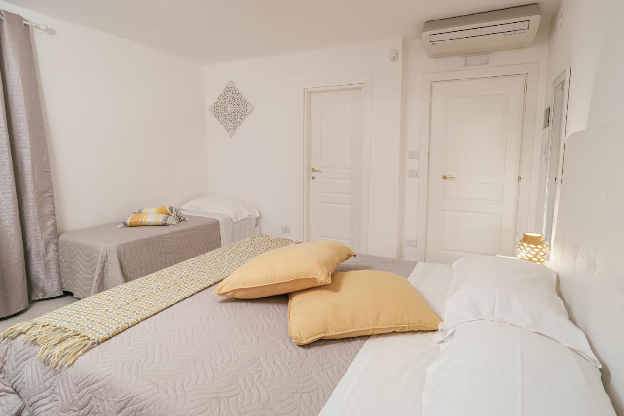 La Terrazza Sulla Rupe Relais Hotell Ostuni Exteriör bild