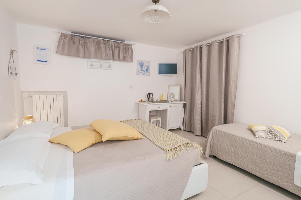 La Terrazza Sulla Rupe Relais Hotell Ostuni Exteriör bild